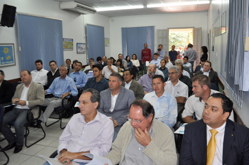 Imagem da notícia: Vereadores de Cordeirópolis participam da primeira reunião do Conselho Fiscal do Consórcio PCJ