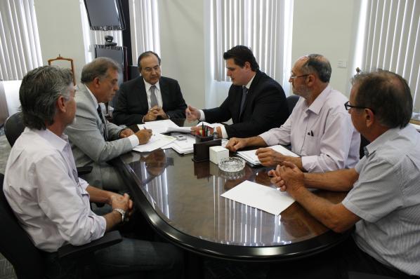 Imagem da notícia: Autoridades reivindicam investimentos em segurança