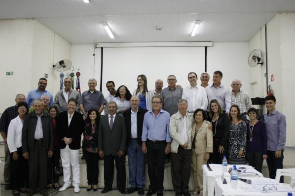 Imagem da notícia: Dr. Dagoberto Franco agora é cidadão cordeiropolense