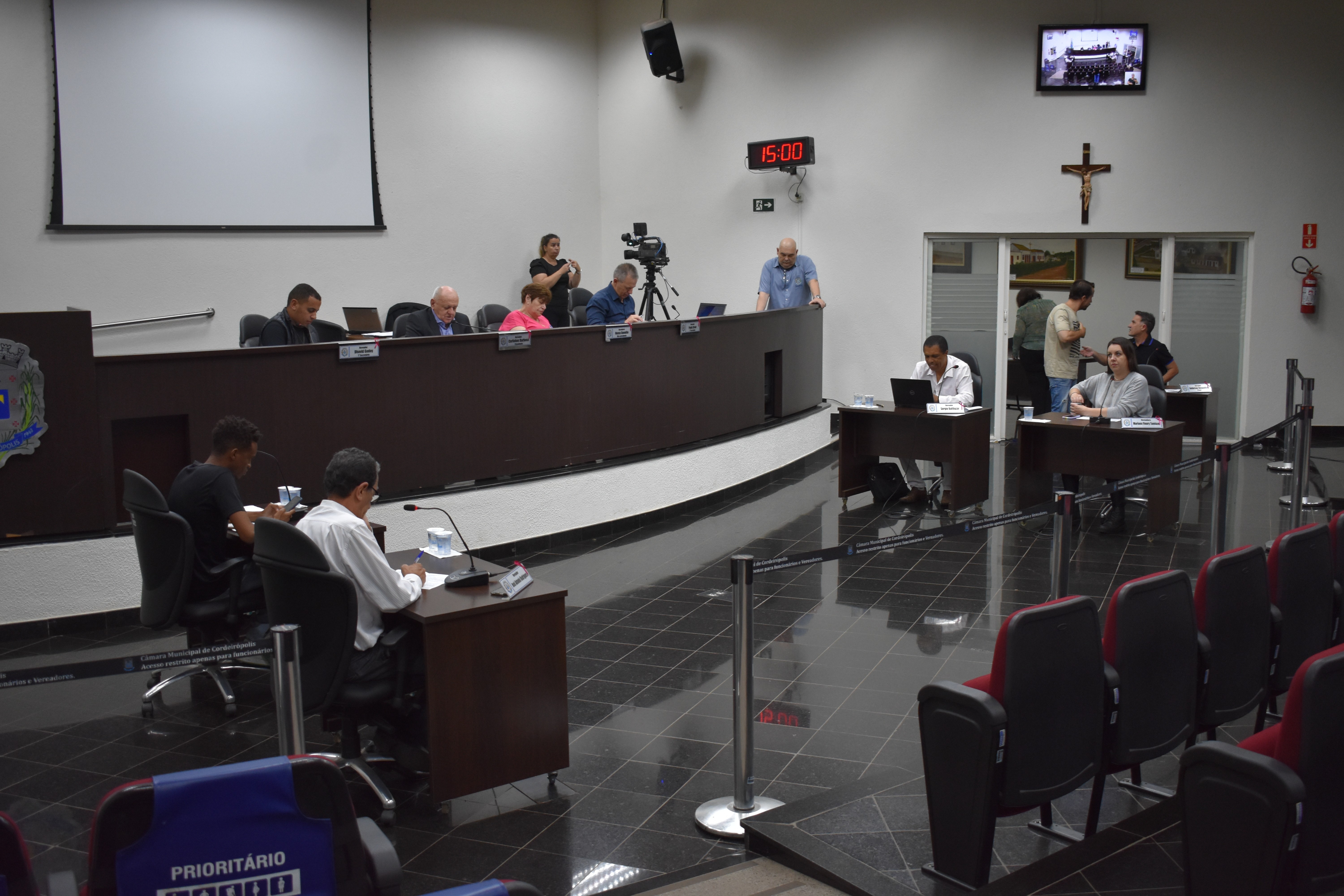 Imagem da notícia: Melhorias nas ruas estão entre as principais indicações da 33ª Sessão