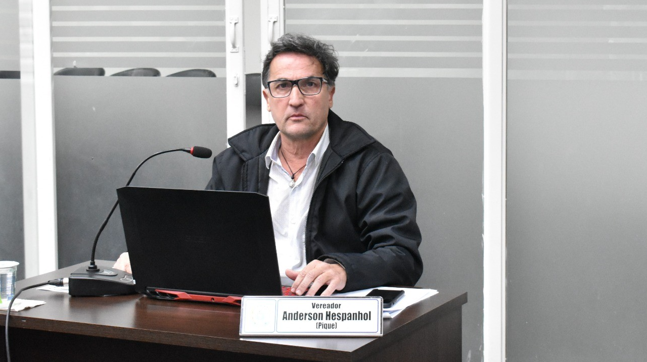 Imagem da notícia: Ver. Pique e seus pares requerem certificado de homologação dos radares da cidade 