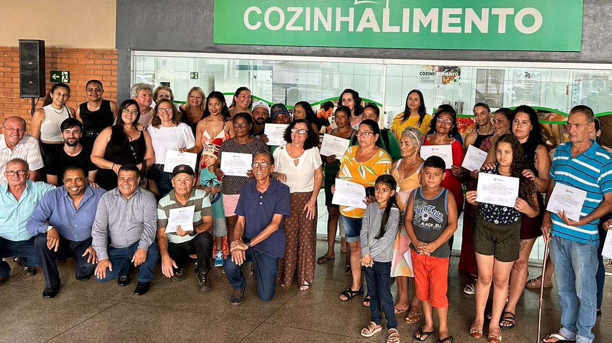 Imagem da notícia: Não ao abandono de animais em vias públicas, proposta do Presidente da Câmara 