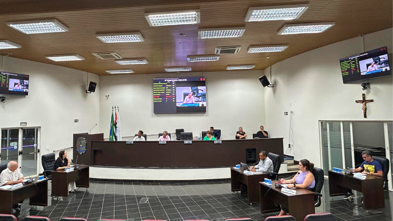 Imagem da notícia: Câmara de Cordeirópolis Aprova Redução de Largura de Via no Novo Projeto Viário