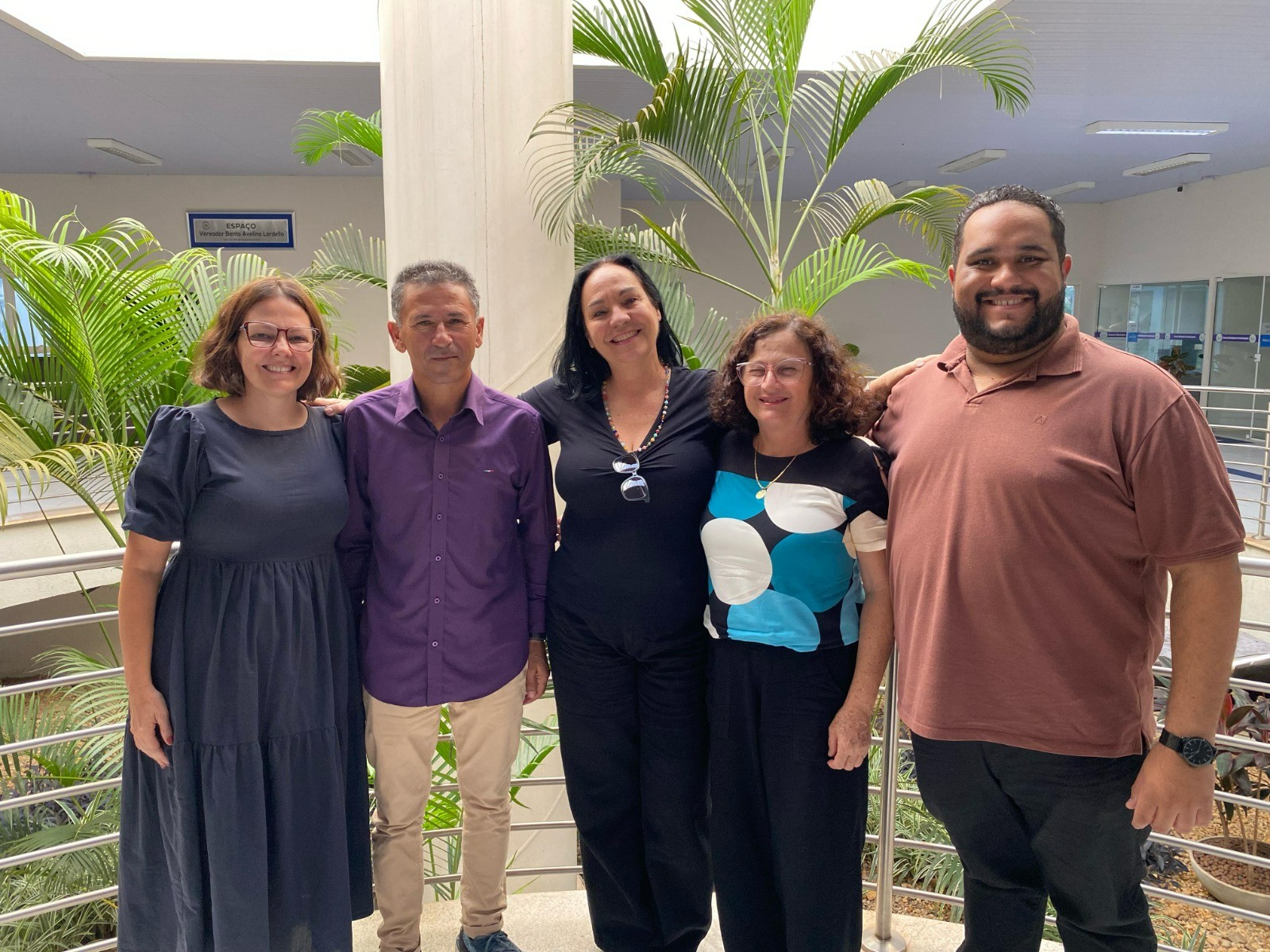 Imagem da notícia: Vereador Jose Antonio Brás (Rapozão)  recebe deputada estadual Marcia Lia em seu gabinete