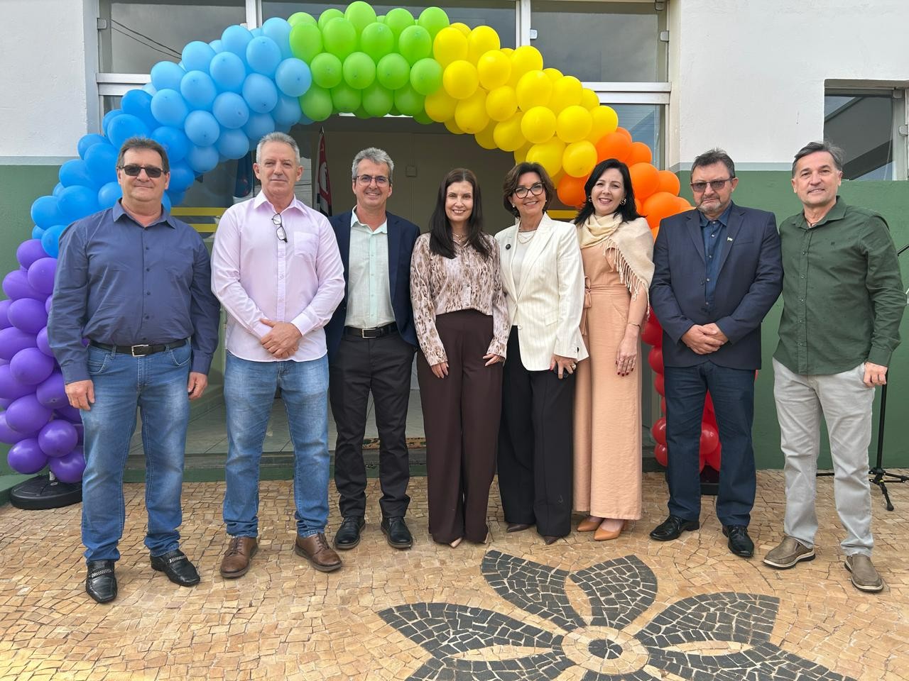 Imagem da notícia: Vereadores participam da inauguração do novo Centro de Educação Infantil Professor Bento Avelino Lordello em Cordeirópolis 