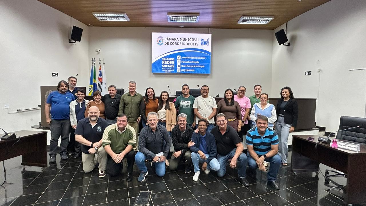 Imagem da notícia: Audiência Pública sobre a Lei Orçamentária de 2026 é realizada no plenário da Câmara