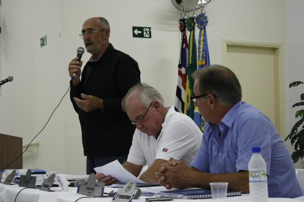 Imagem da notícia: Vereadores cobram serviços do Executivo