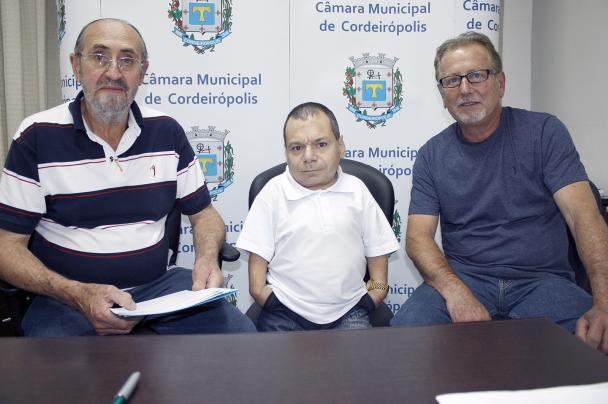 Imagem da notícia: Presidente recebe a visita do ex-vereador Reginaldo Martins da Silva