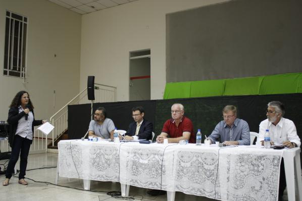 Imagem da notícia: Executivo promete estudar sugestões