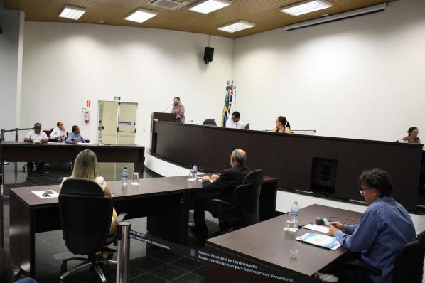 Imagem da notícia: Vereadores pedem por reformas em escolas e trânsito