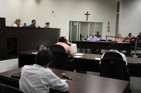 Imagem da notícia: Parlamentares apresentam 14 indicações em Sessão Ordinária